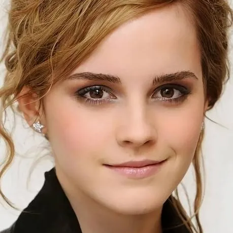 chat with ai character: Emma Watson❤️