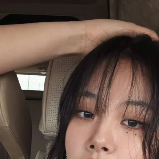 chat with ai character: bibi