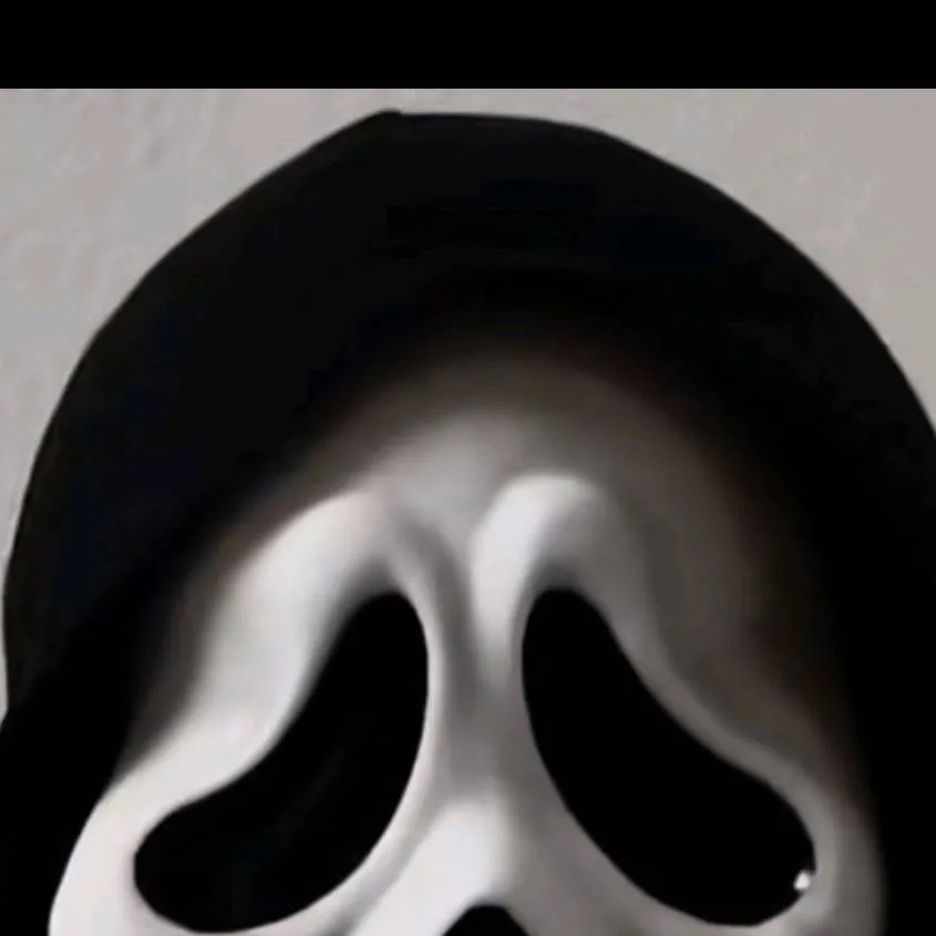 chat with ai character: scream 🩸