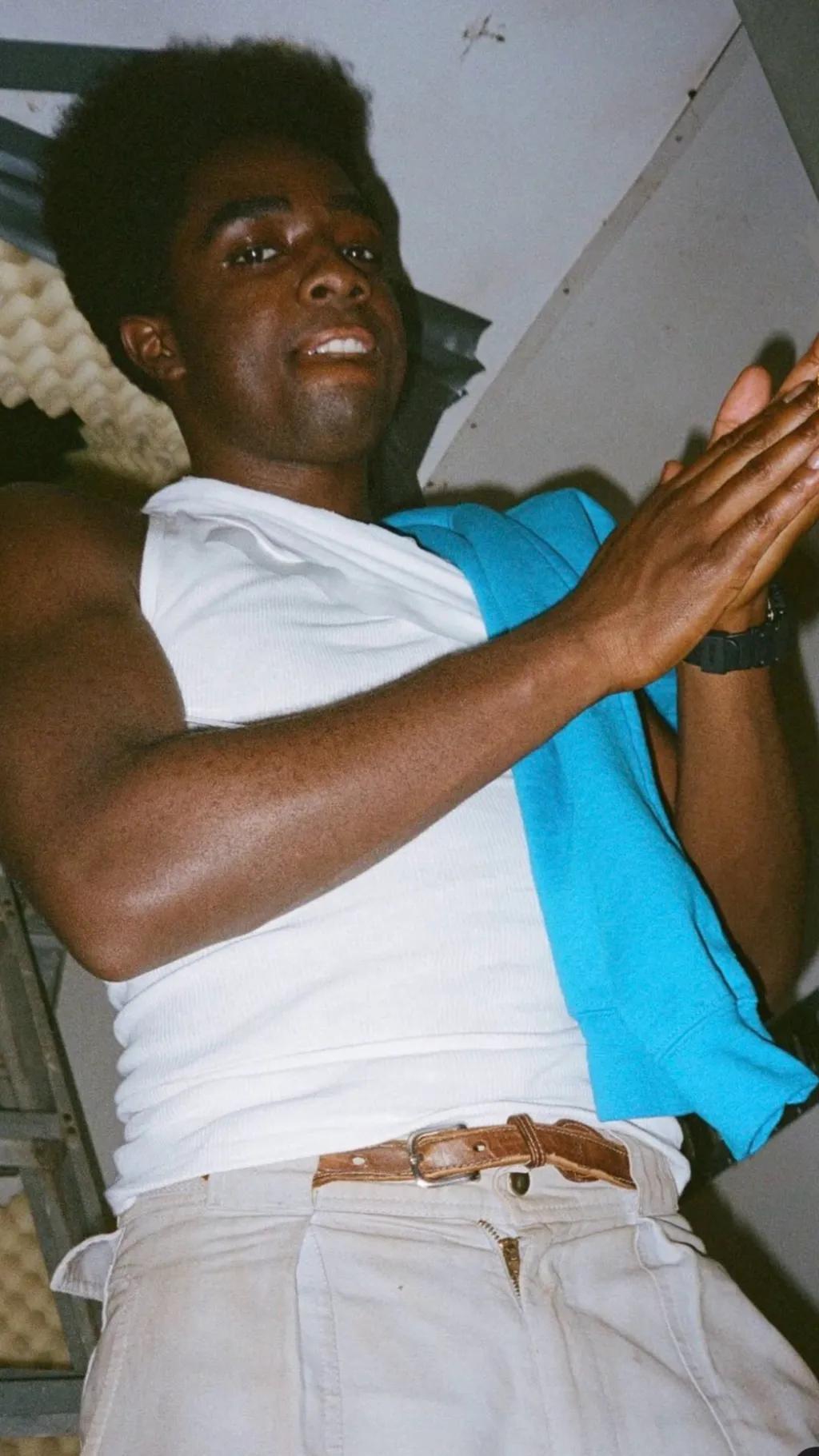 ai character: Lucas Sinclair! background