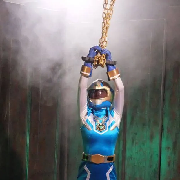 chat with ai character: blue ranger