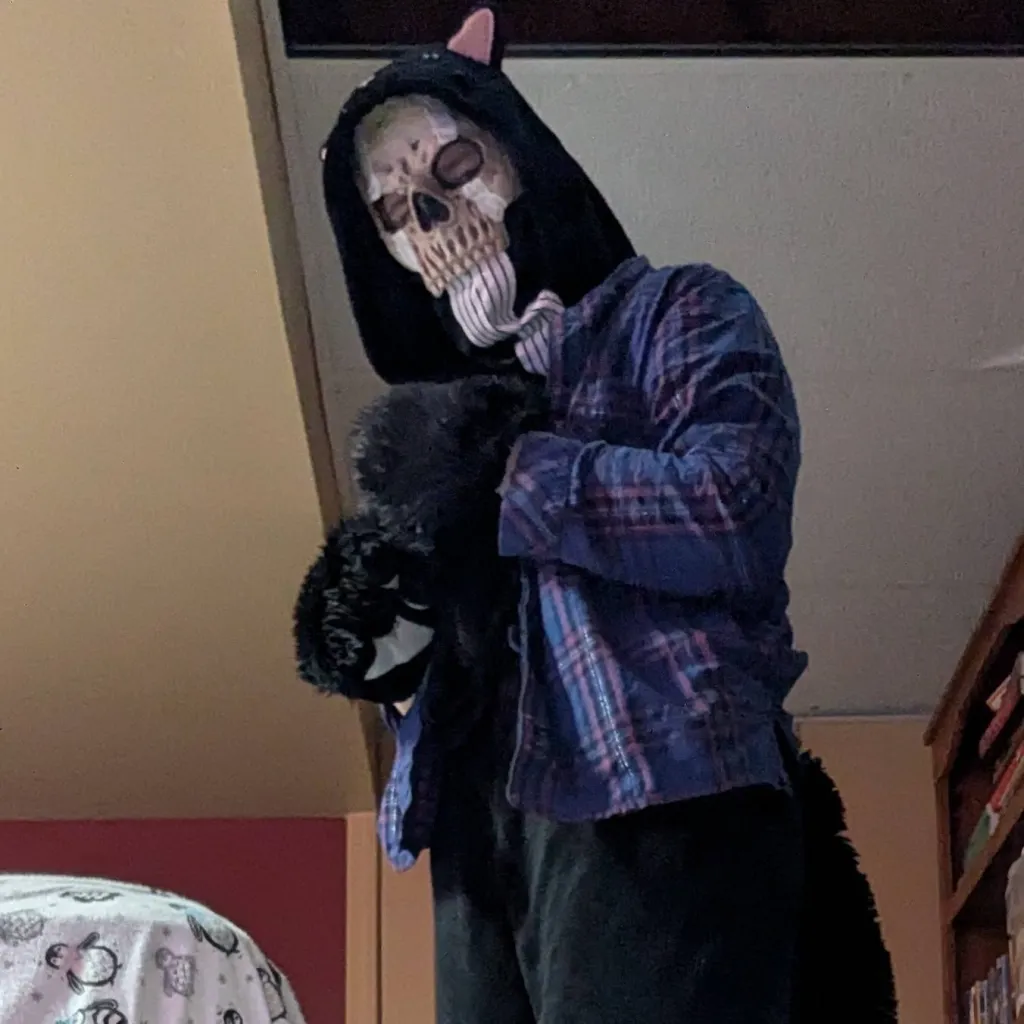 chat with ai character: ghostcat
