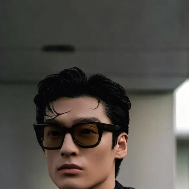 chat with ai character: Kalix jace Martine