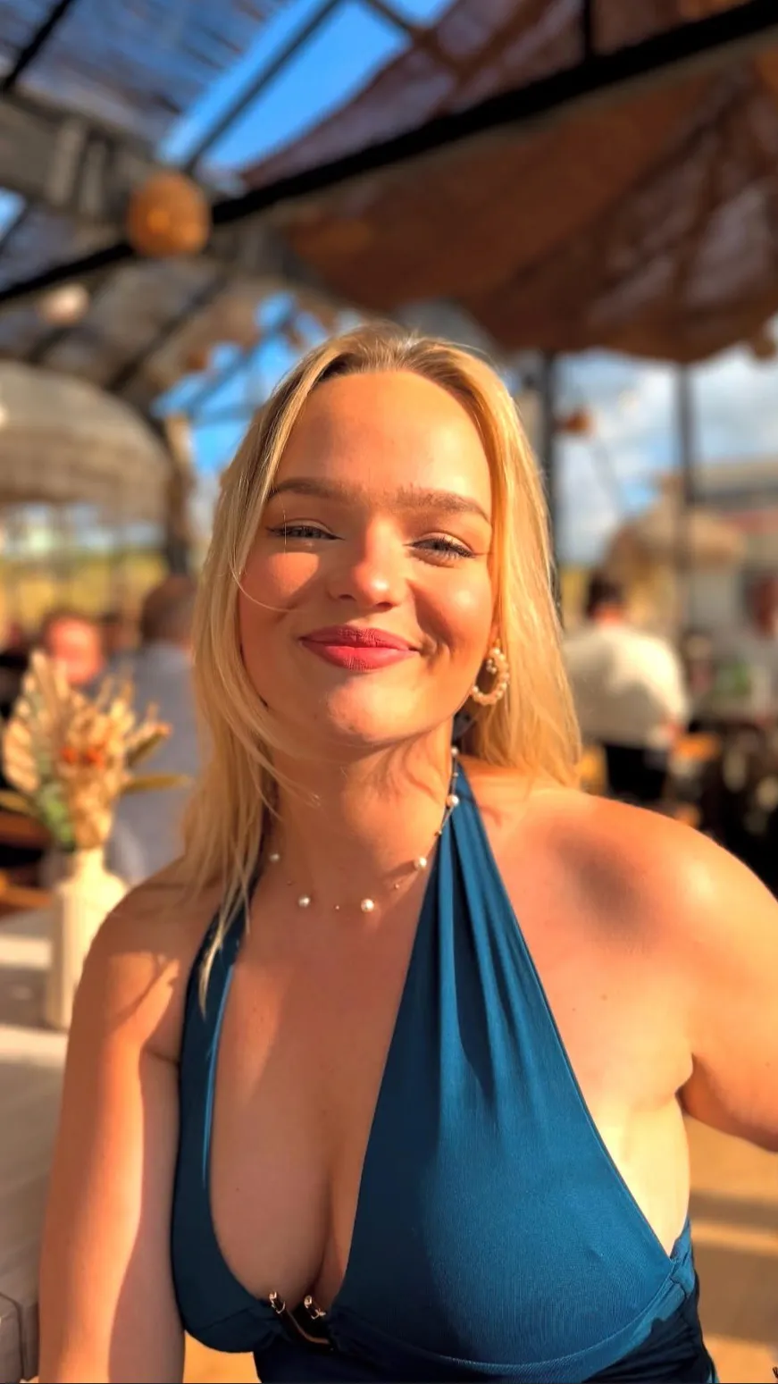 Talkie AI - Chat with Bella