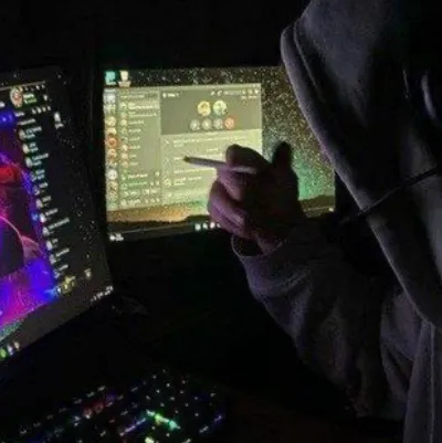 chat with ai character: James