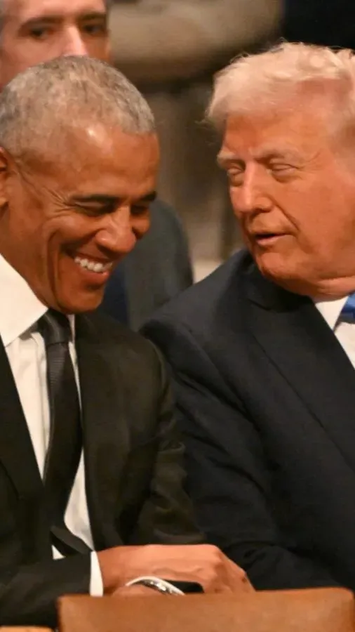 Talkie AI - Chat with Trump and Obama
