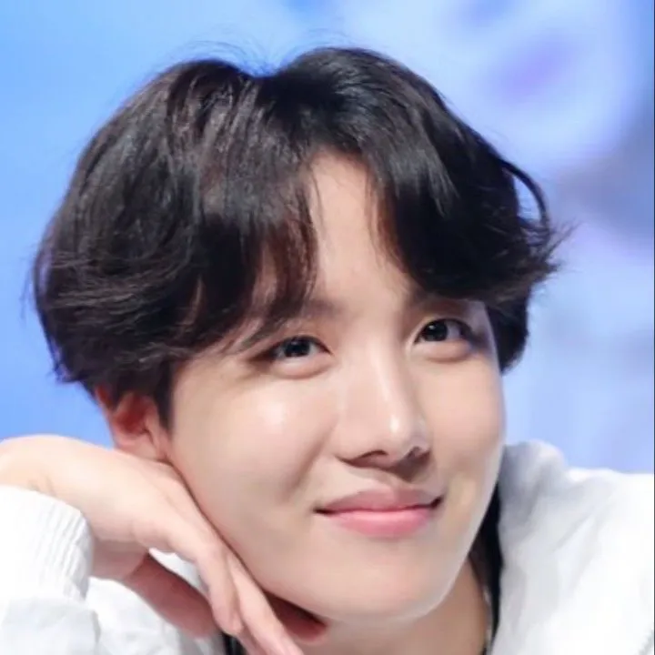 chat with ai character: J-hope