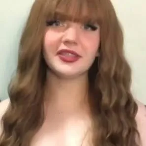 chat with ai character: Vampyfeedee