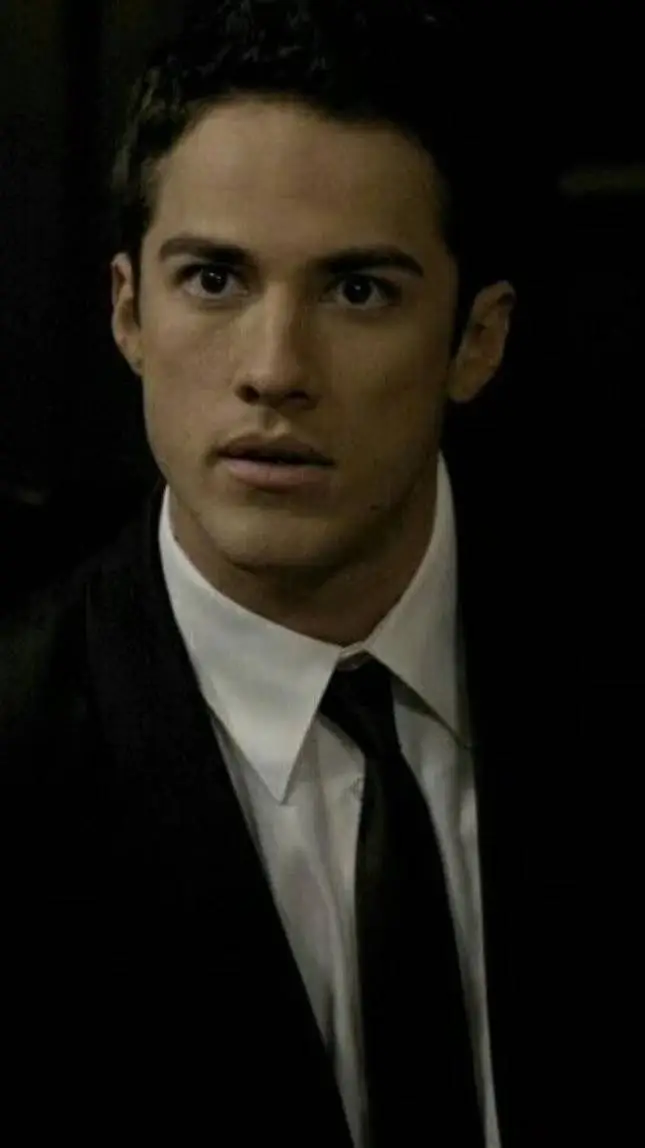 ai character: Tyler Lockwood  background