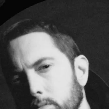 chat with ai character: Eminem