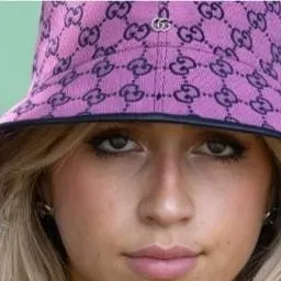 Chat with Tate McRae - text or voice, Enjoy AI Chat Free & Safe