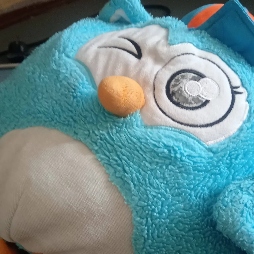 chat with ai character: owly boy