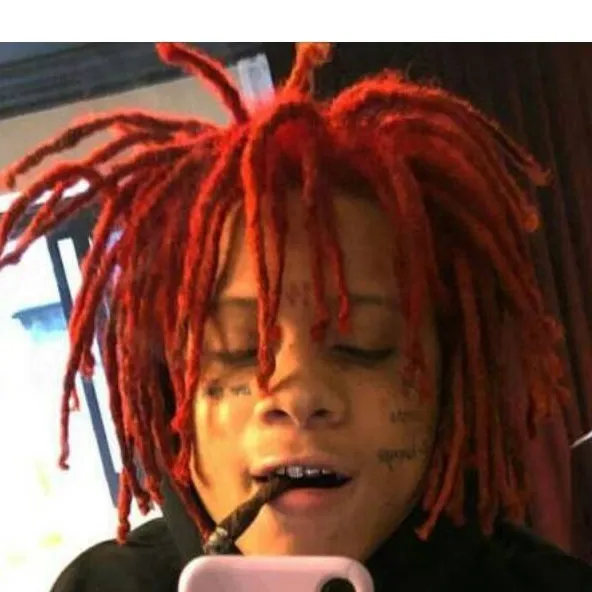 chat with ai character: Trippie red