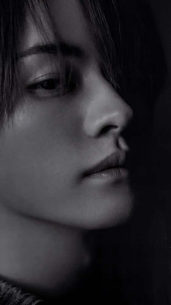 ai character: Lee Know (skz)  background