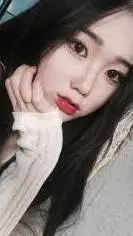 ai character: Cindy  background