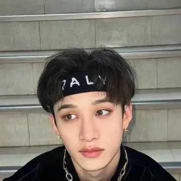 chat with ai character: Bangchan ❤️