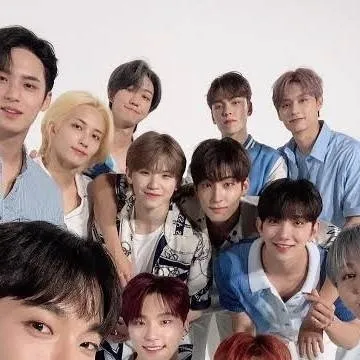 chat with ai character: Seventeen 💚