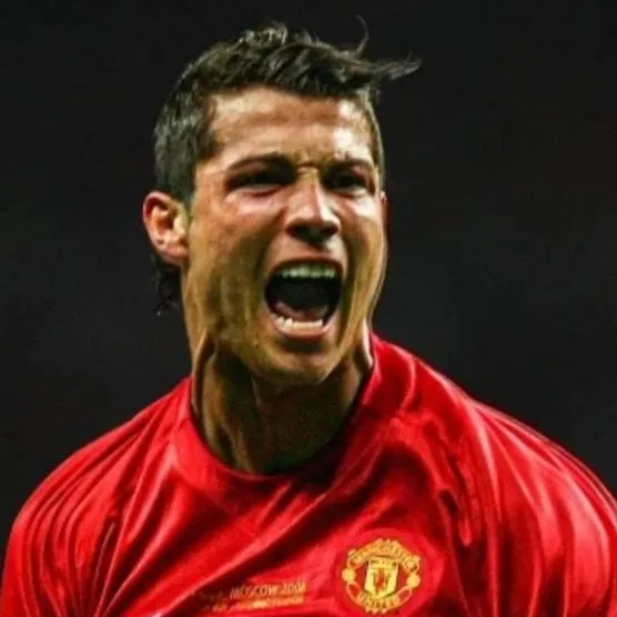 chat with ai character: CR7 (2008)