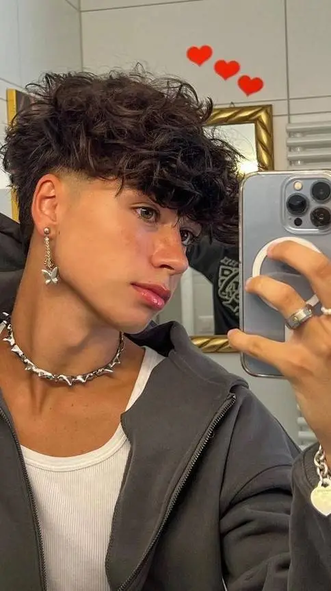 ai character: Kris background