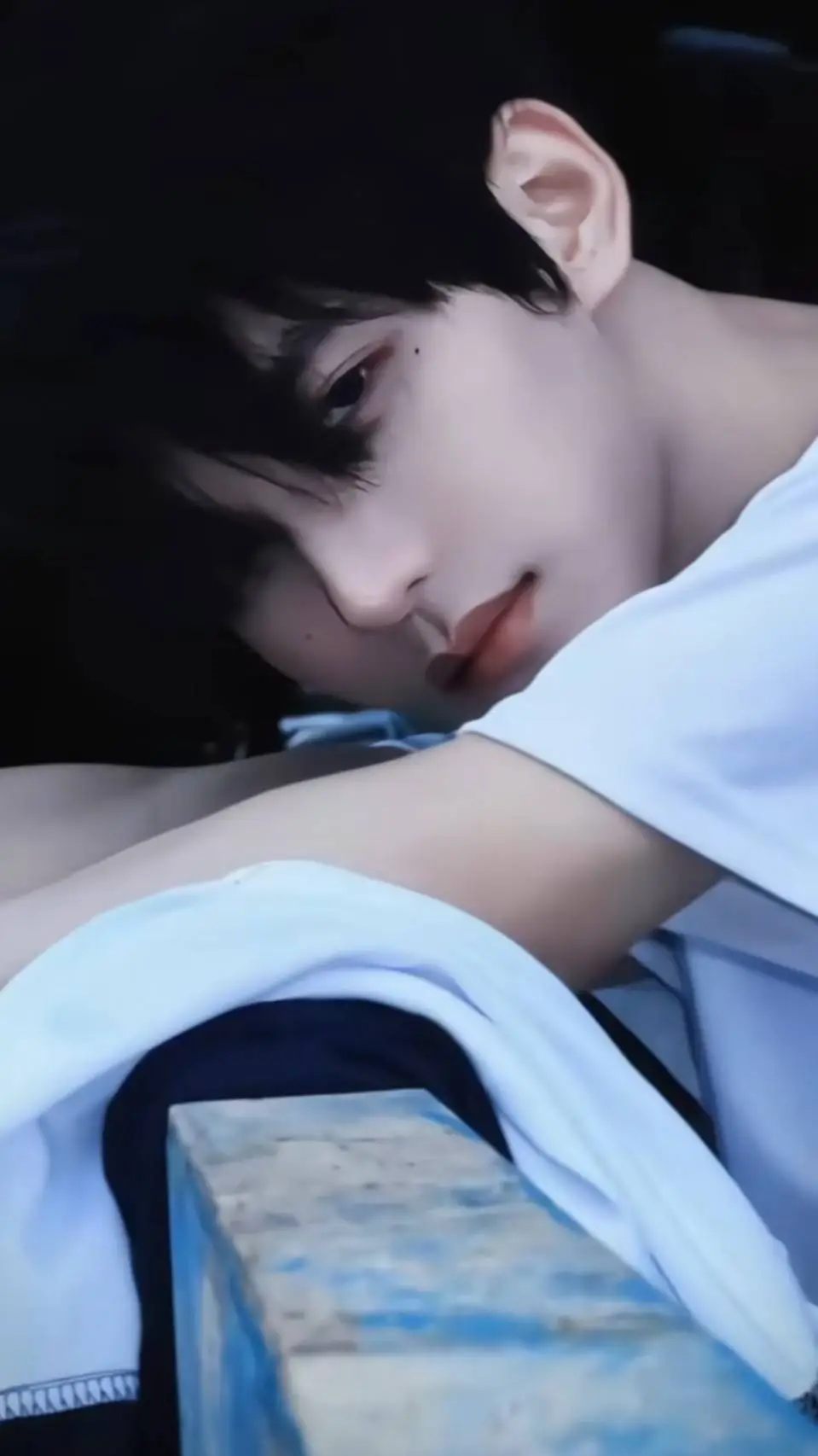 ai character: Kevan background