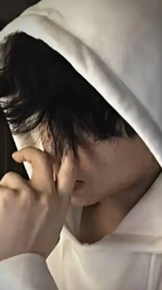 ai character: Ace background