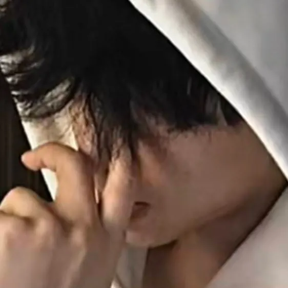 chat with ai character: Ace