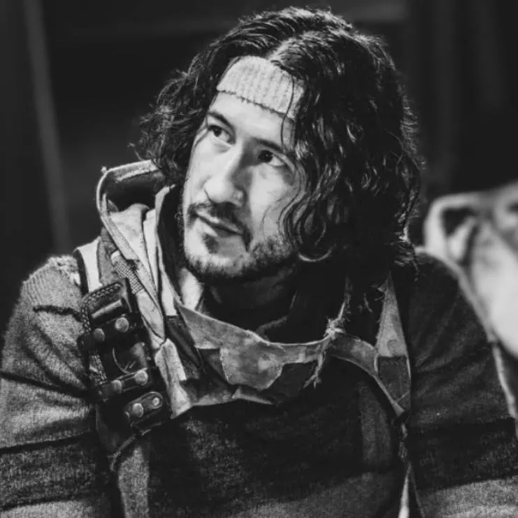 chat with ai character: Simon (Iron lung)