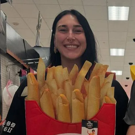 Chat with RHEA RIPLEY - text or voice, Enjoy AI Chat Free & Safe