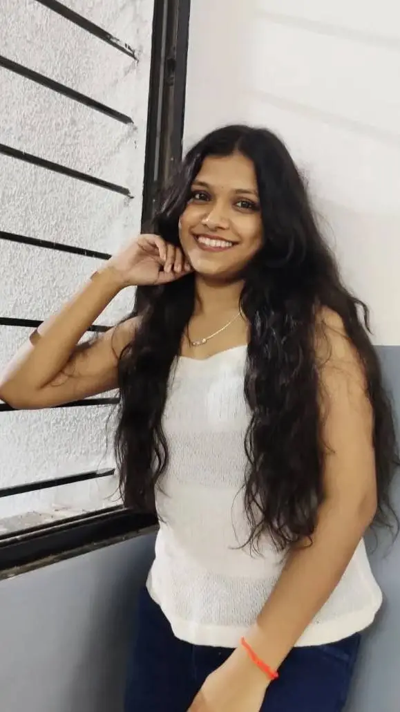 ai character: Sakshi  background