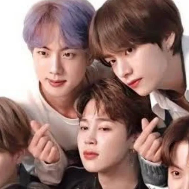 chat with ai character: BTS