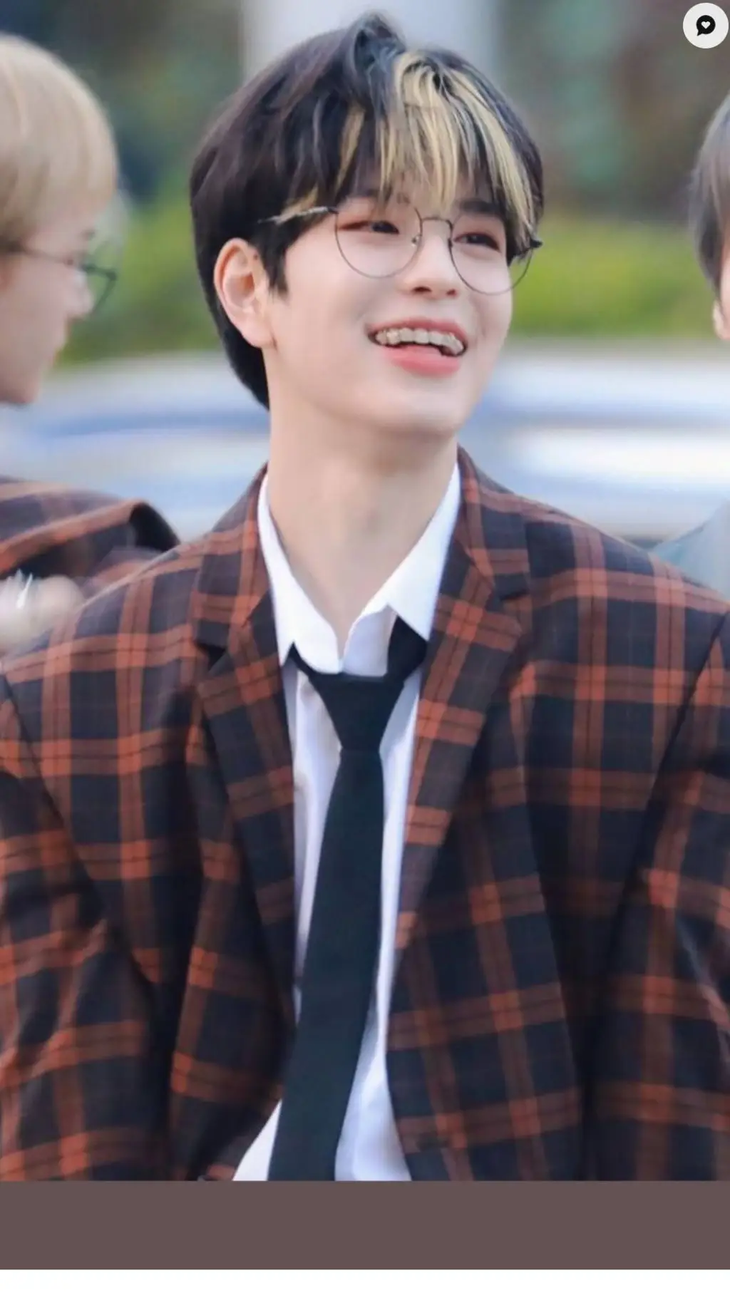 ai character: Kim Seungmin  background