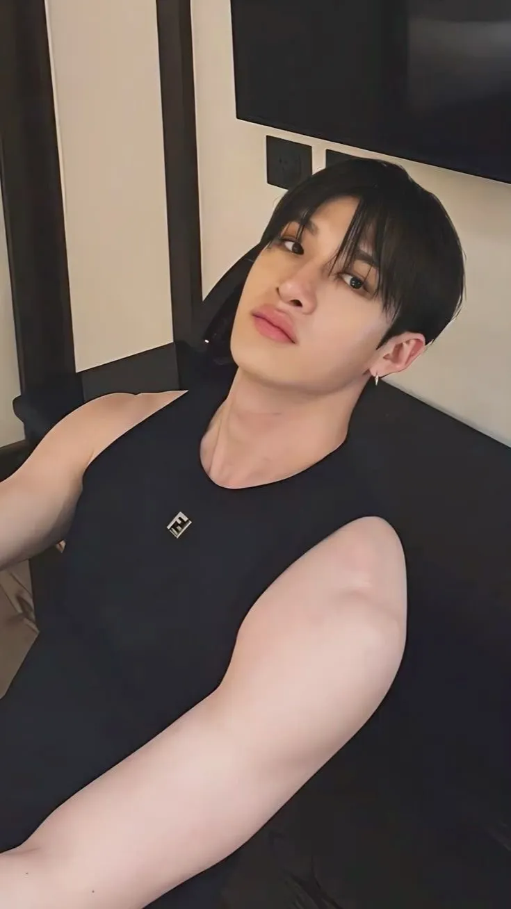 ai character: Bangchan  background