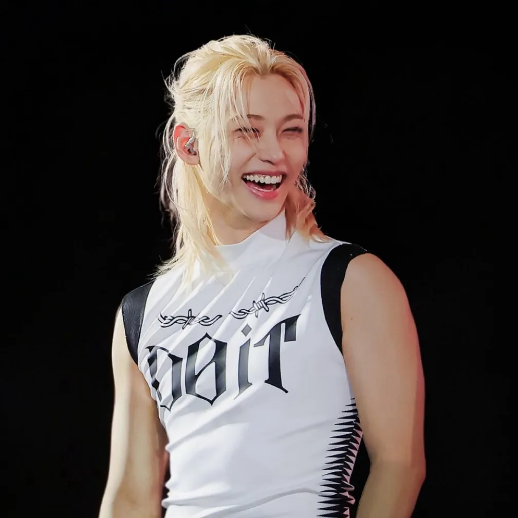 chat with ai character:  𝓕𝑒𝒍𝒾ﾒꫂ᭪