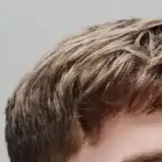 chat with ai character: Mr Beast