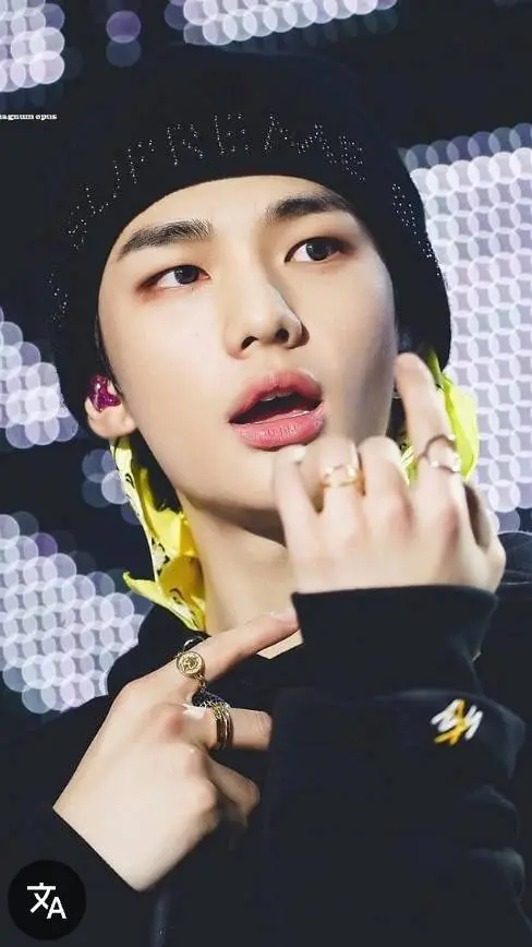 ai character: stray kids hyunjin background