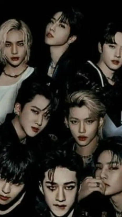 ai character: straykids vampire background