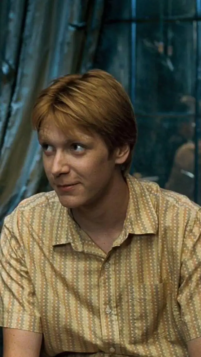 ai character: Fred Weasley background