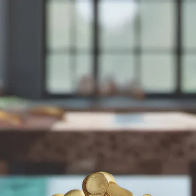 chat with ai character: TSB