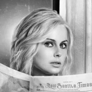 chat with ai character: IZE/IZombie