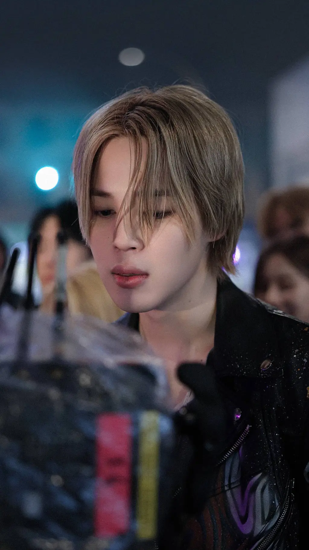 ai character: Park Jimin background
