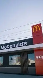 ai character: MCkittens background