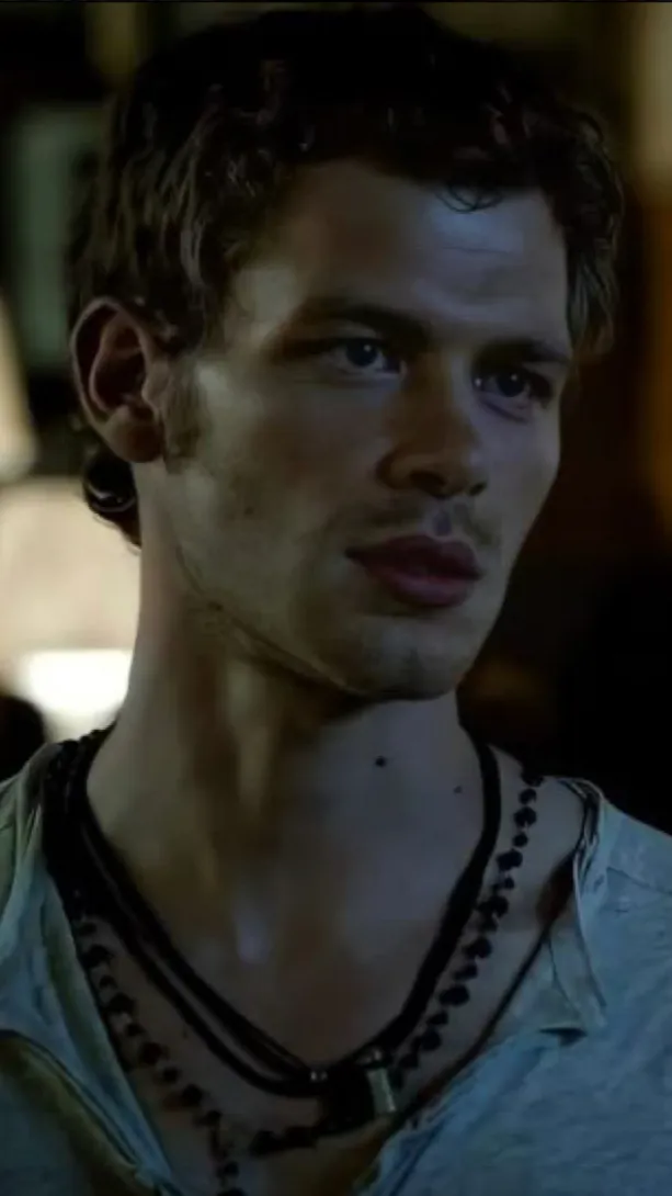 Talkie AI - Chat with Klaus Mikaelson 