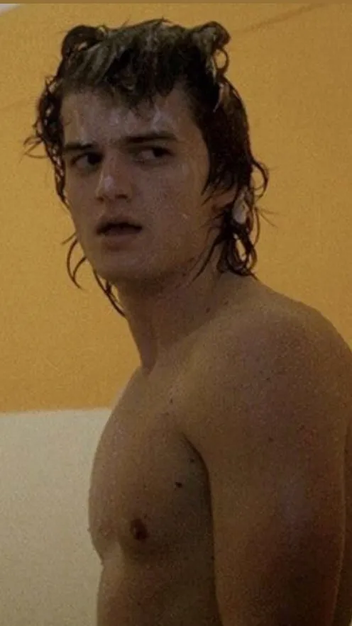 Talkie AI - Chat with Steve Harrington