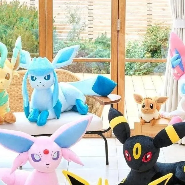 chat with ai character: Eeveelution(My au)