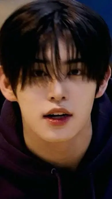 ai character: CHOI MINJE  background