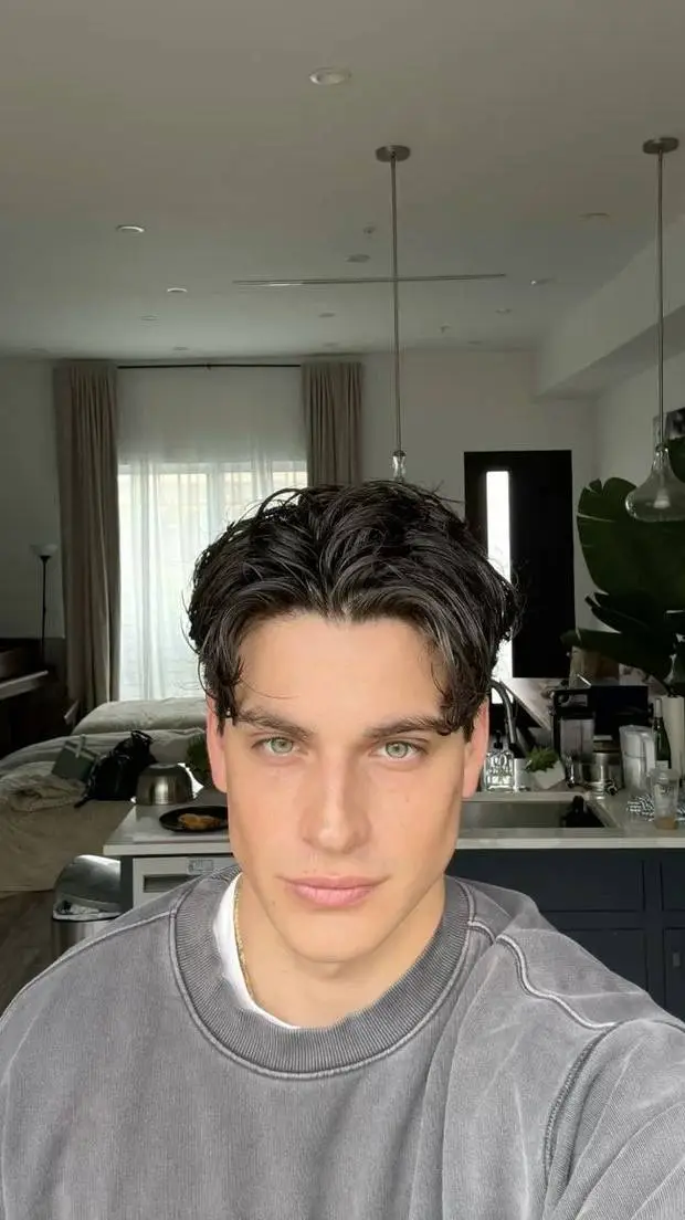 ai character: Cameron Porras background