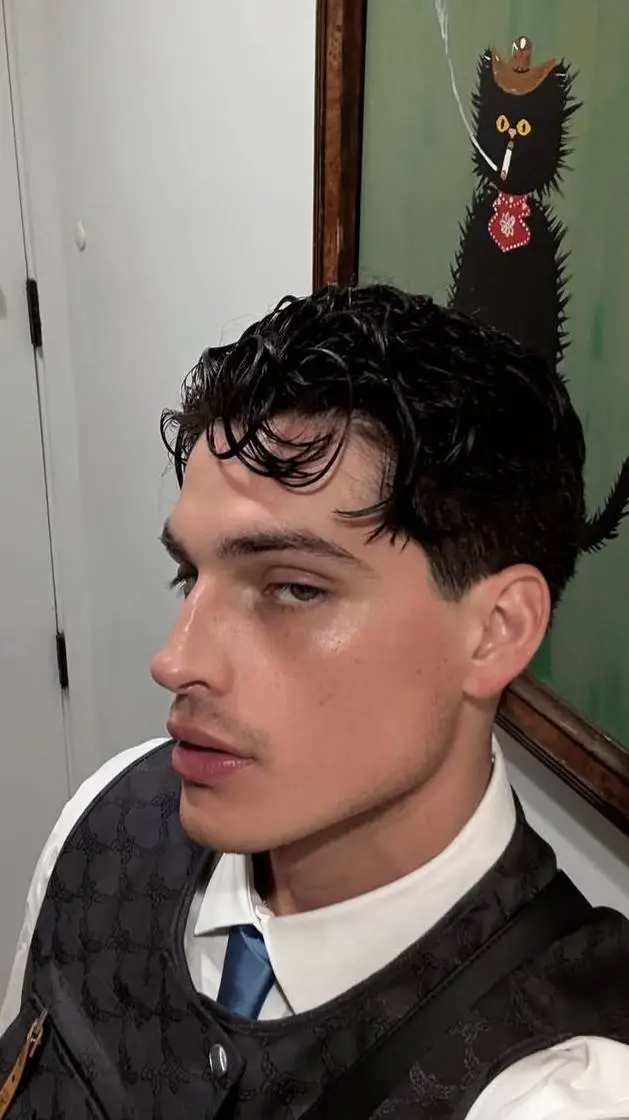 ai character: Andrew background