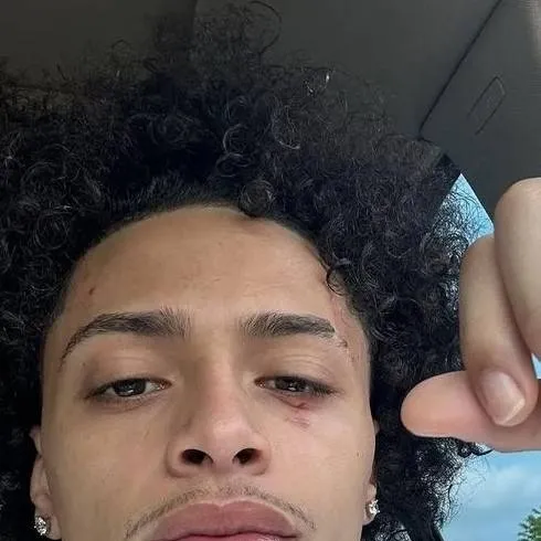 chat with ai character: LaMontae