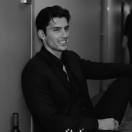 chat with ai character: Killian Morozov