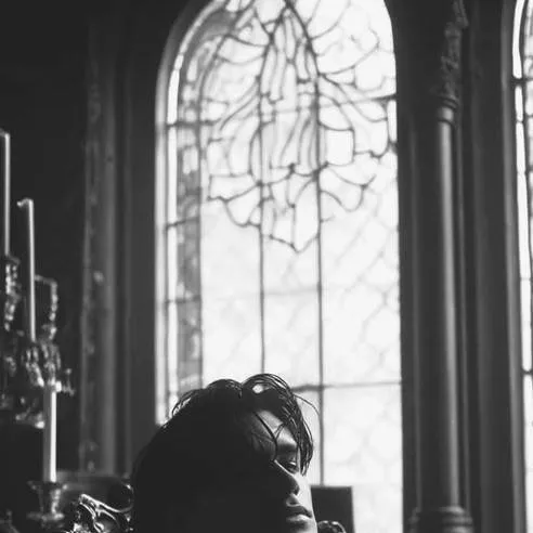 chat with ai character: Vincenzo de Luca